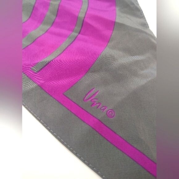 Vera Vintage Long Silk Scarf - Picture 3 of 11